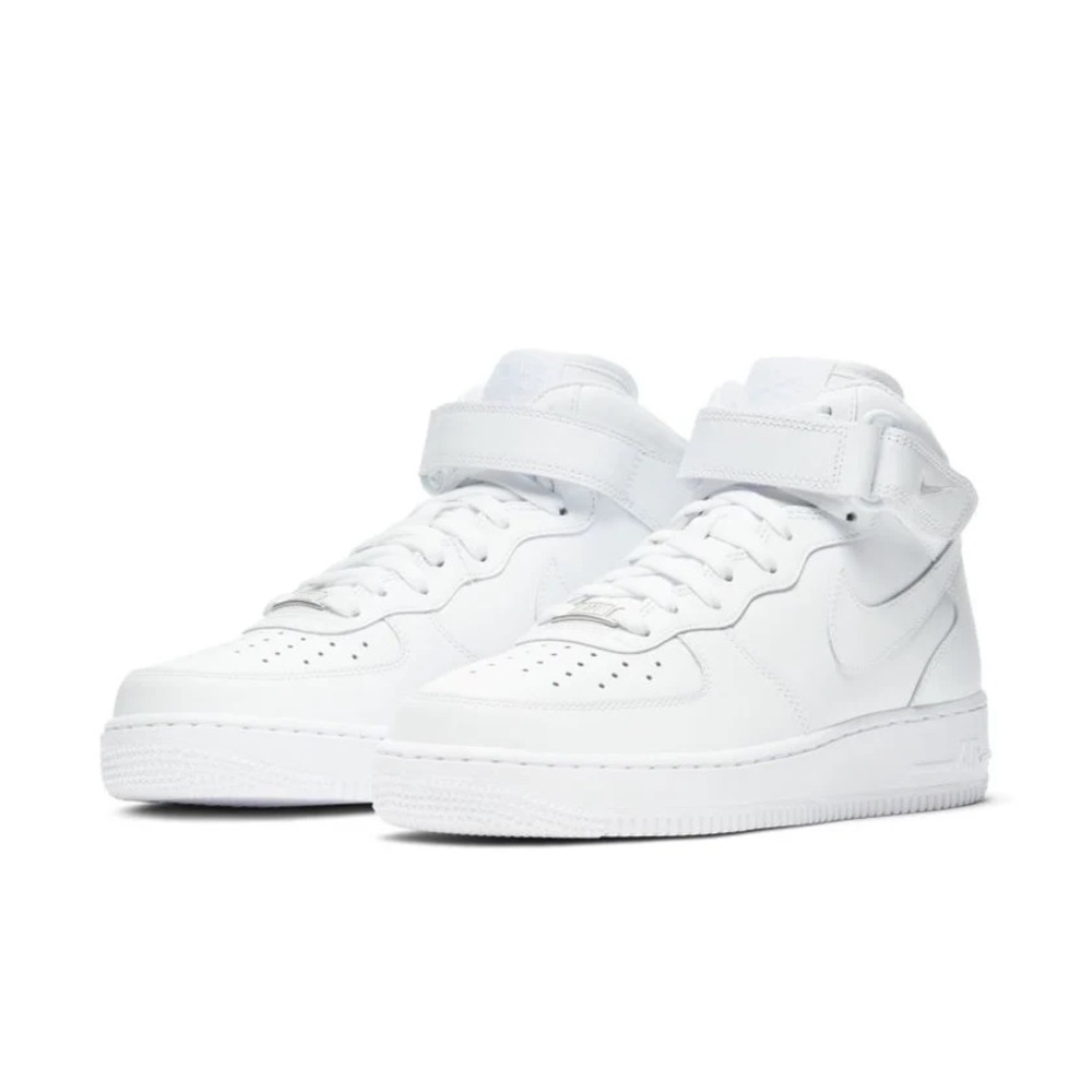 Nike Men's Classic White 2019 Mid 07’ Air Force 1 Sneakers - Picture 2 of 9